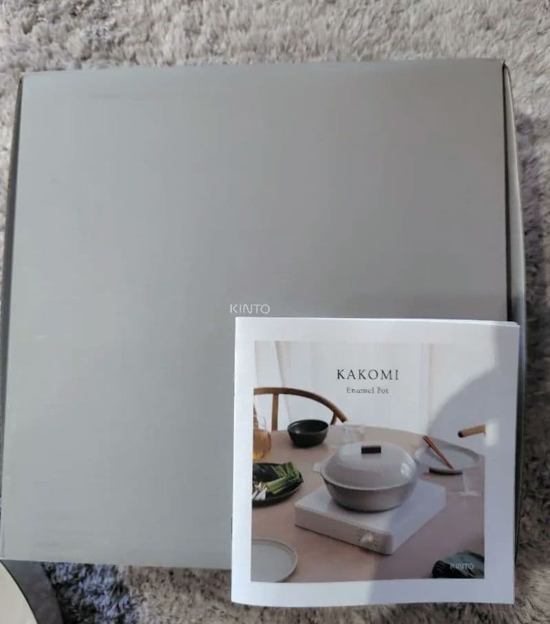 新品未使用　KAKOMI琺瑯鍋 IH鍋 2L 鋳鉄製　鍋料理