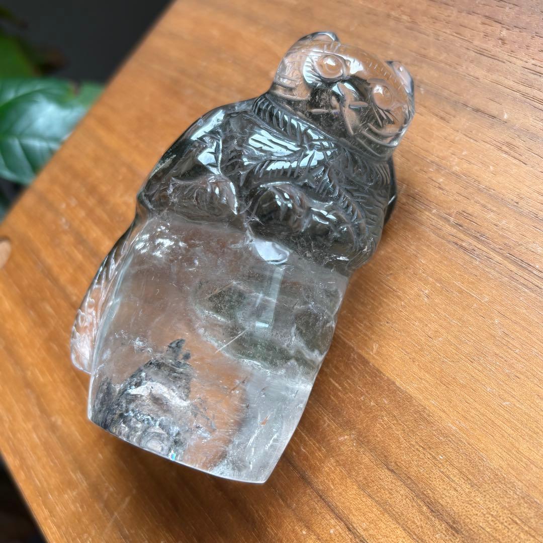 天然石 ブラジル産 グリーンガーデンクォーツ 猫の置物314g