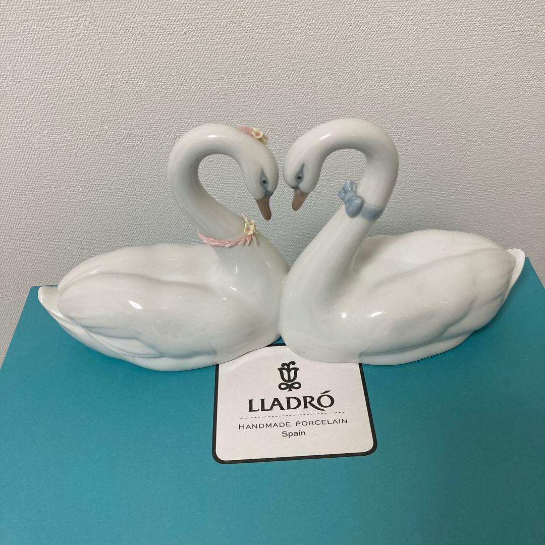 リヤドロ エンドレスラブ 白鳥