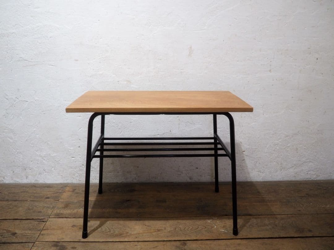 1236 ②古い木と鉄脚のテーブル　デスク　作業台　リメイク　レトロ　ビンテージ