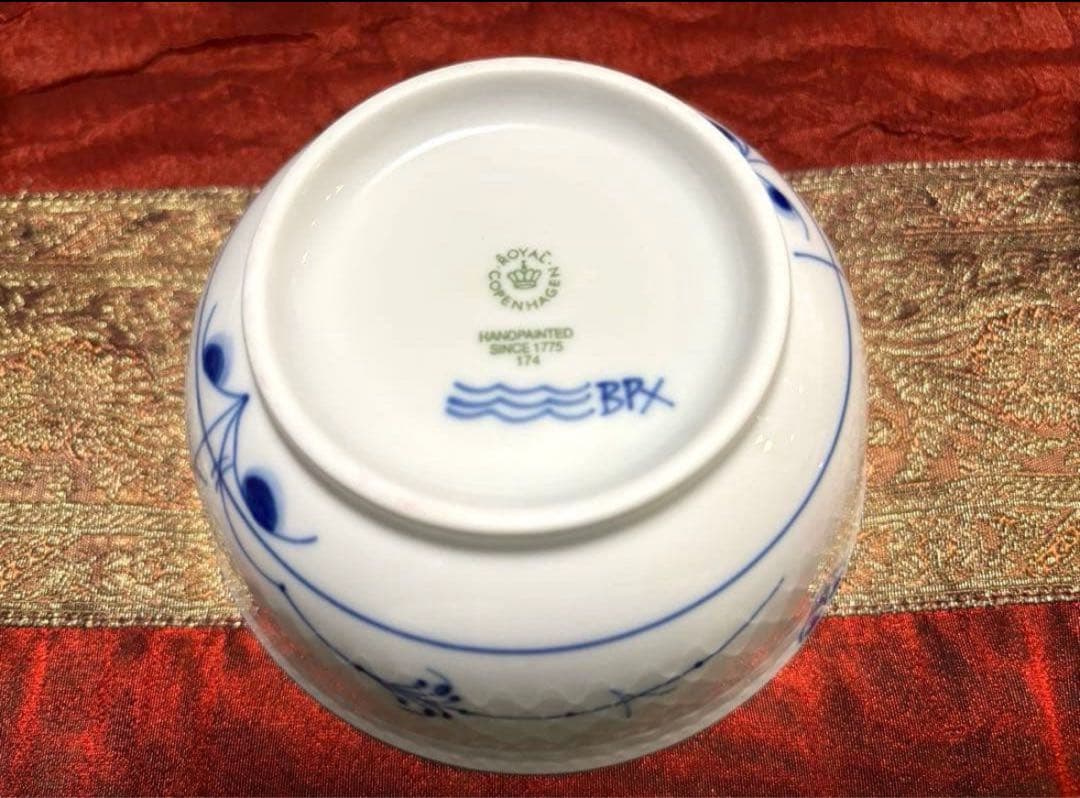 新品　  ブルーパルメッテ蓋付きボウル 2客セット