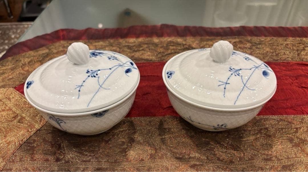 新品　  ブルーパルメッテ蓋付きボウル 2客セット