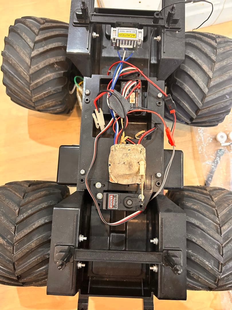 タミヤ/1/10 電動ラジコン　ピックアップトラック スーパークラッドバスター