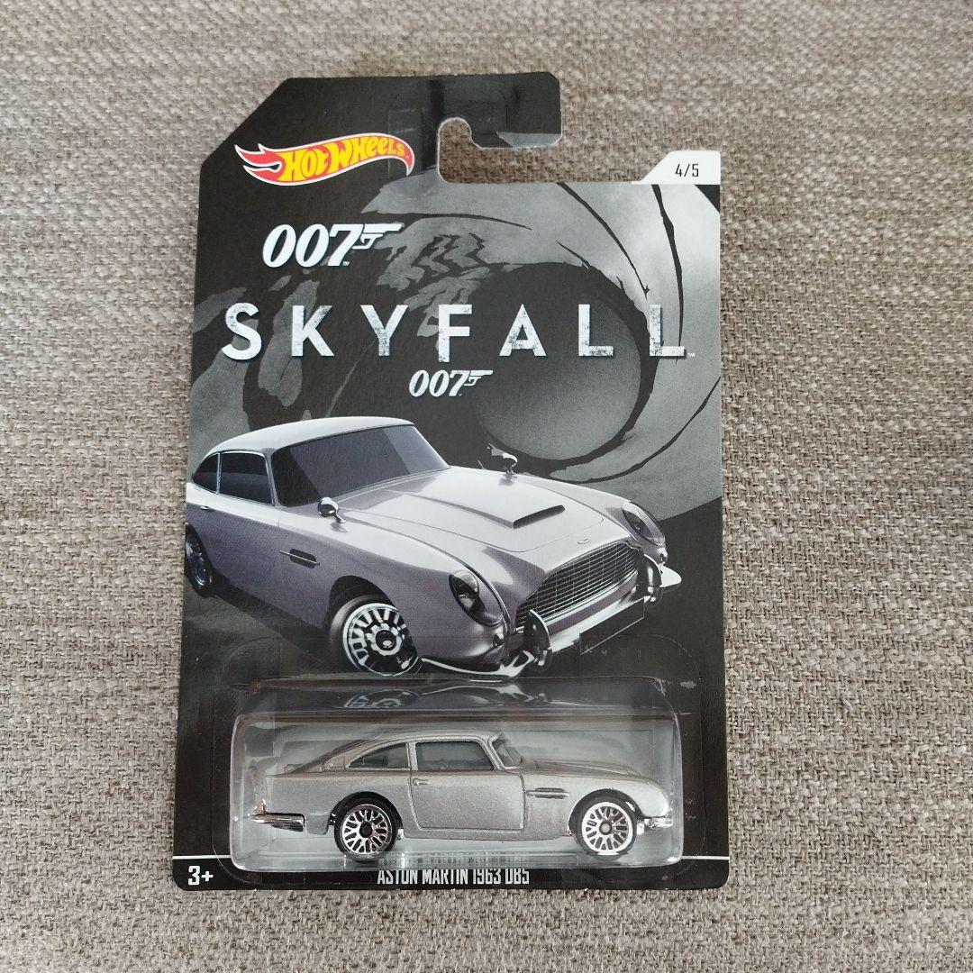 Hot Wheels コンビニ限定 007ボンドカー ミニカーコレクション - メルカリ