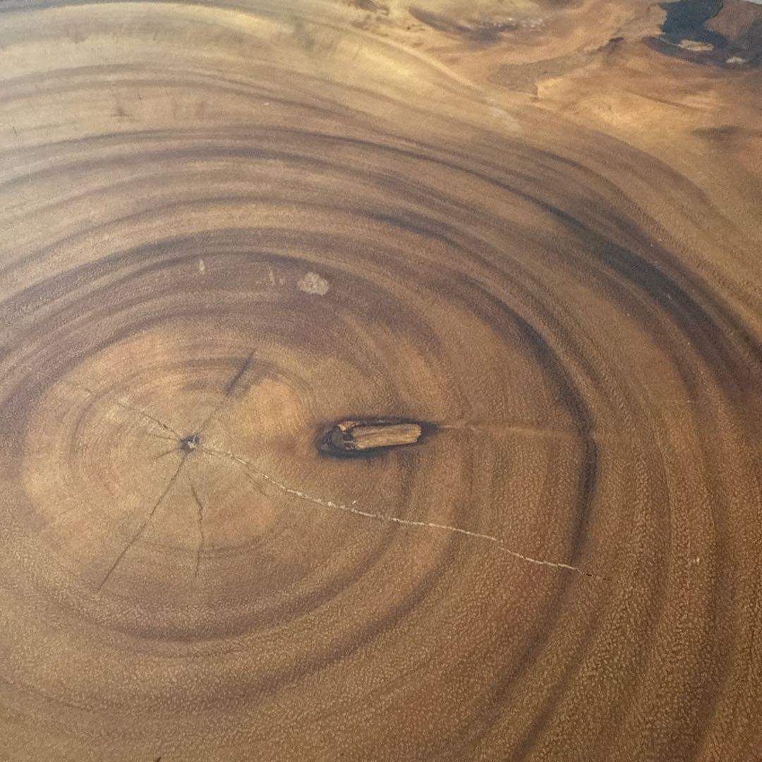 一枚板 アカシア 切り株型コーヒーテーブル アイアン脚付き