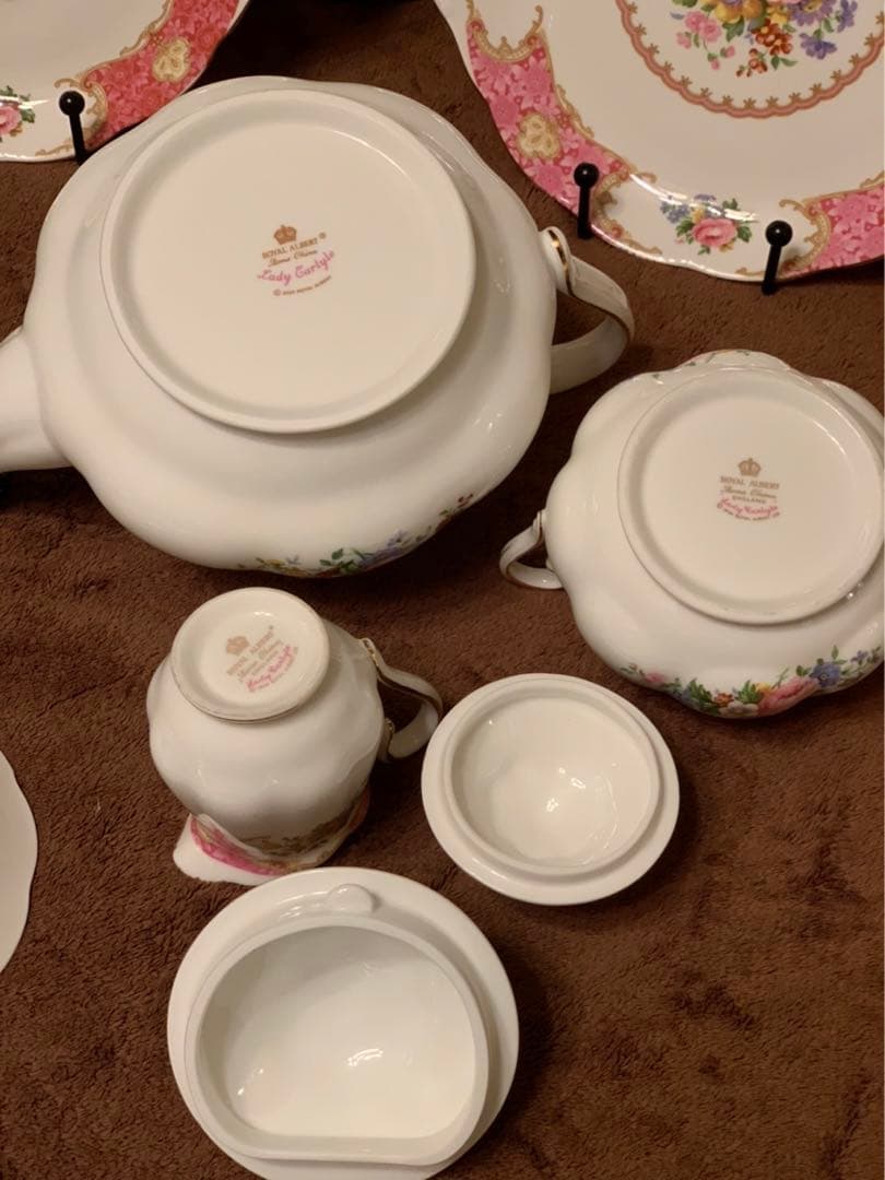  Lady Carlyle tea “set”