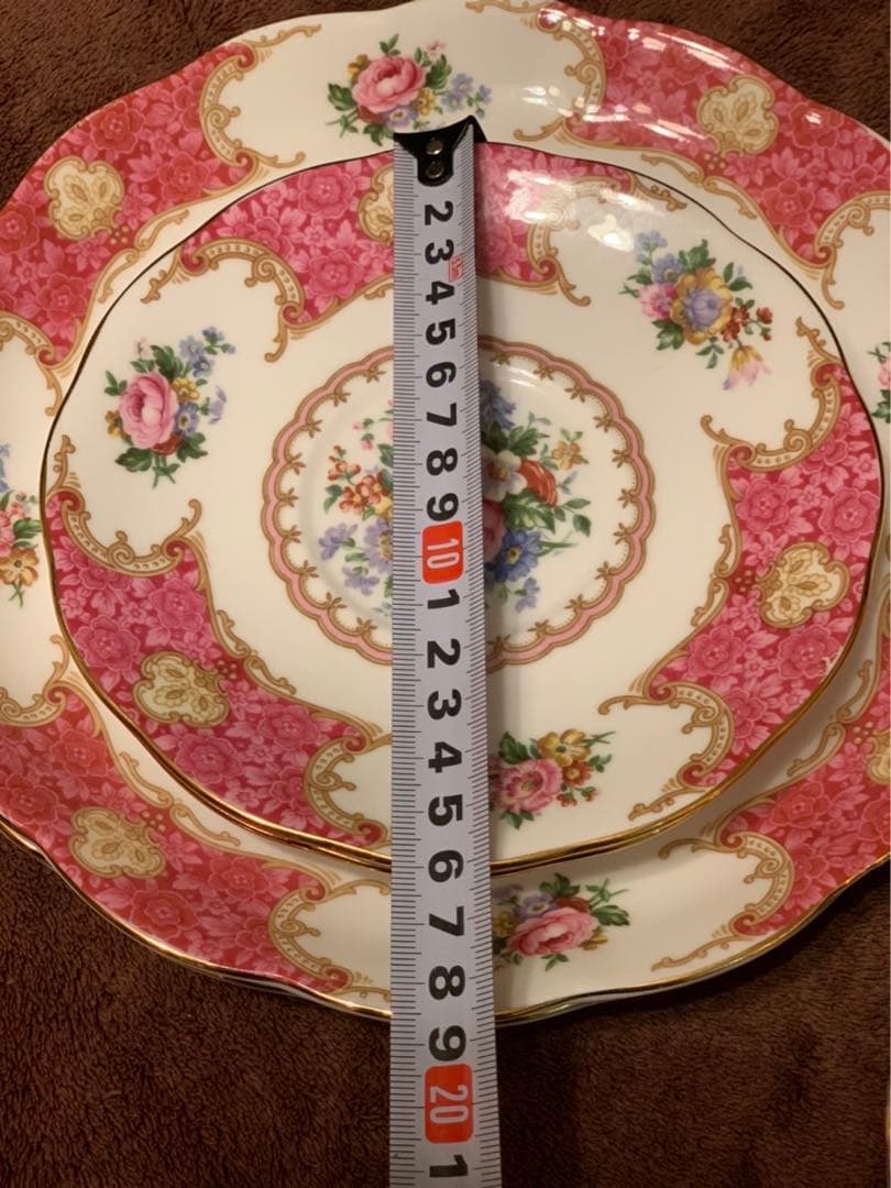   Lady Carlyle tea “set”