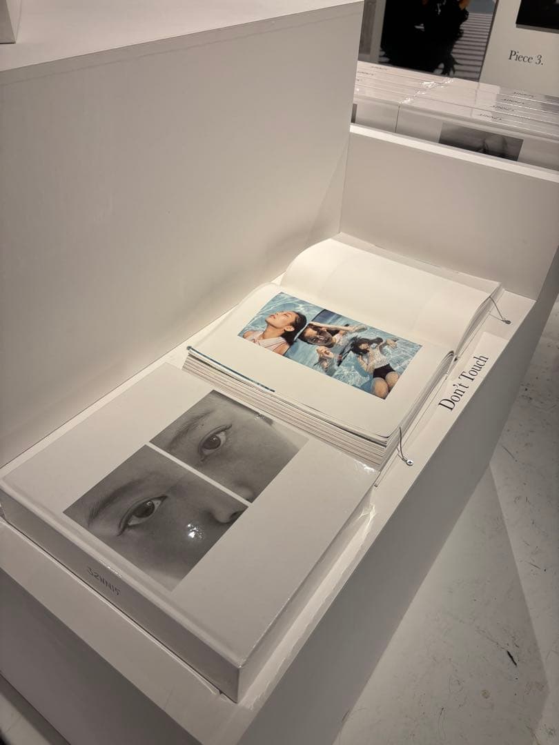 J2NNI5 pop up 写真展ジェニJENNIE Photobook写真集