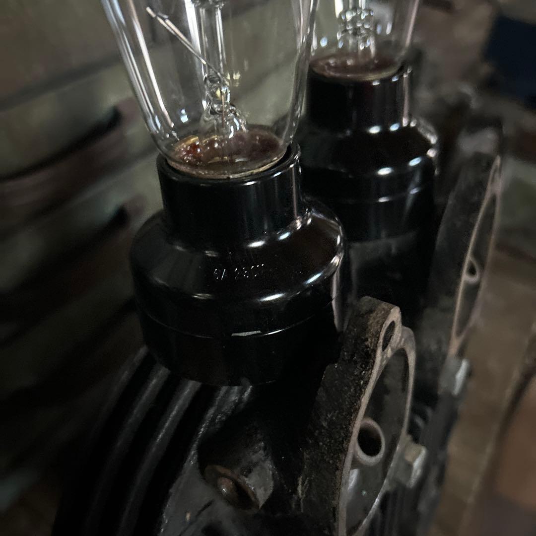 インダストリアル　ビンテージ　ランプ　1116