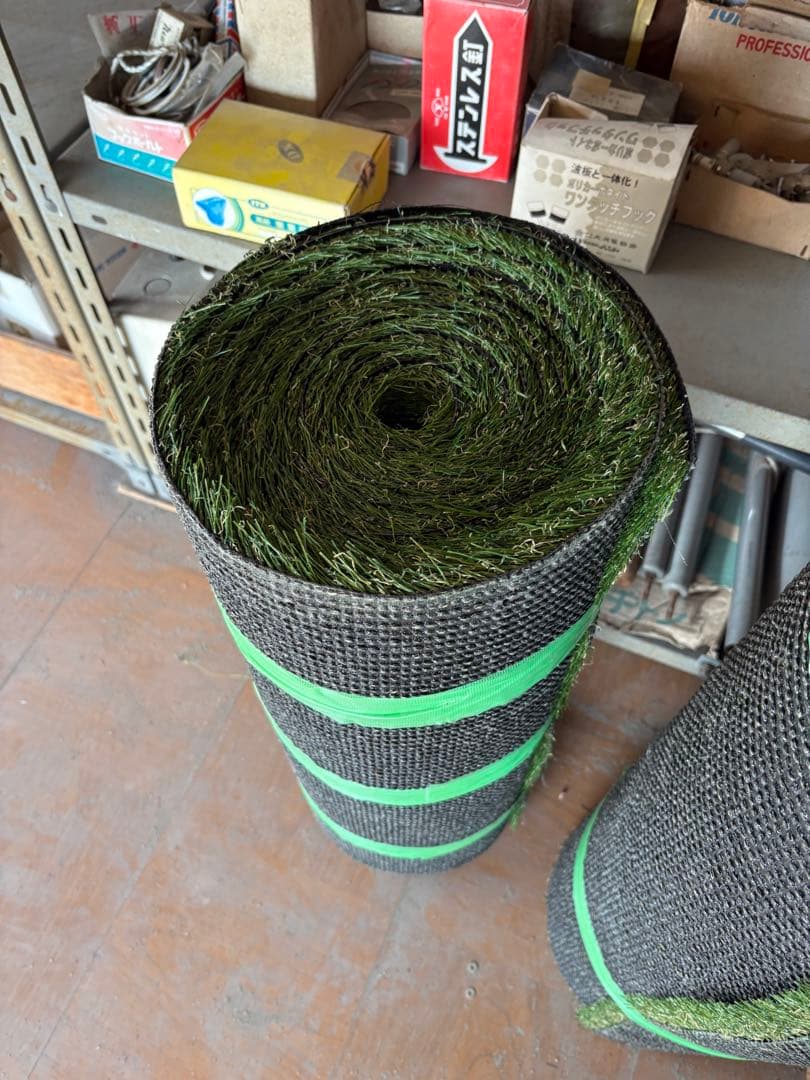 高級人工芝　メモリーターフ28mm 73センチ✖️5.4m