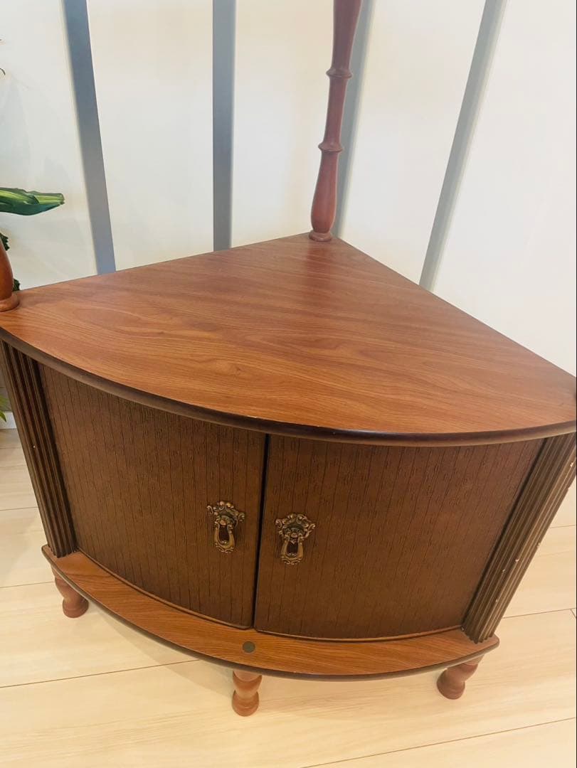 【アンティーク】木製 コーナーラック 飾り棚 収納棚 昭和レトロ 古家具 古道具