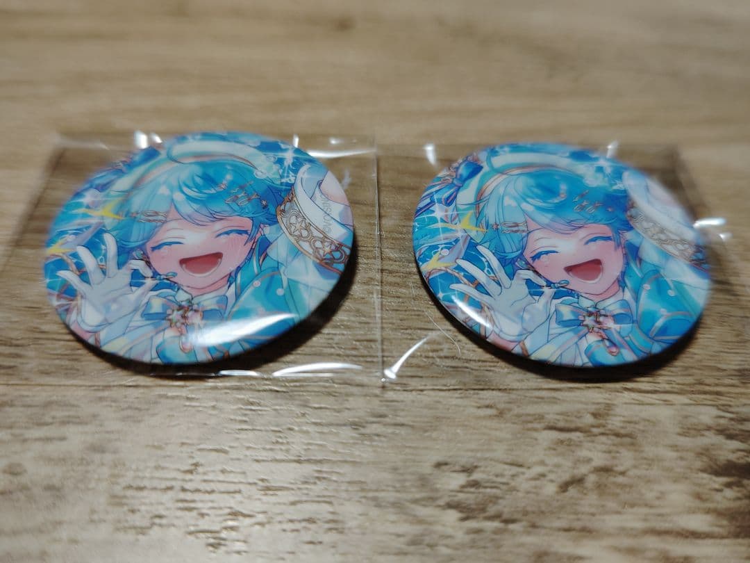 いれいす ‐hotoke‐ 缶バッジ スイスイ - メルカリ