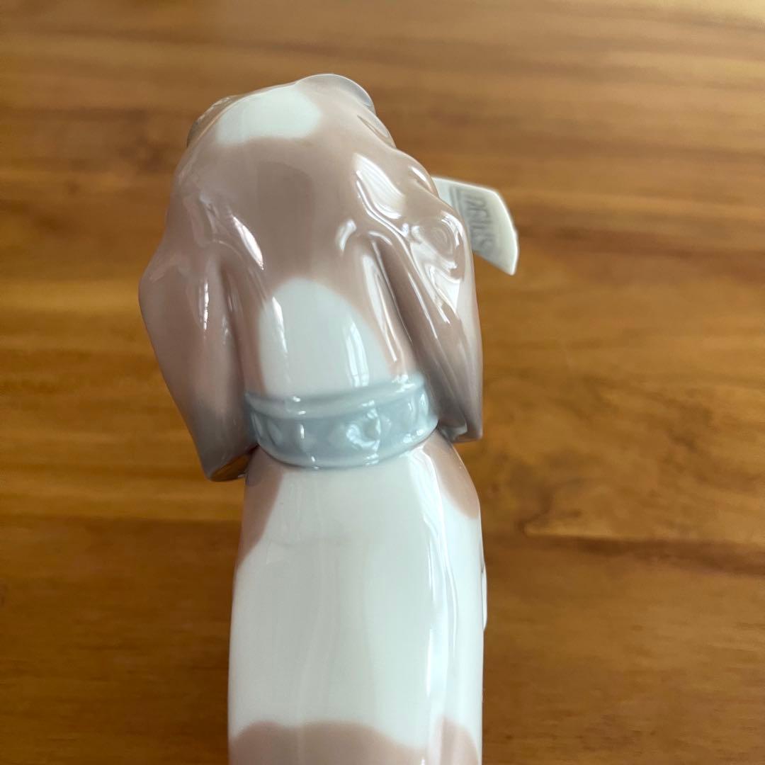 リヤドロ フィギュリン 新聞屋さん 犬 置物 インテリア 人形 磁器 ポーセリン