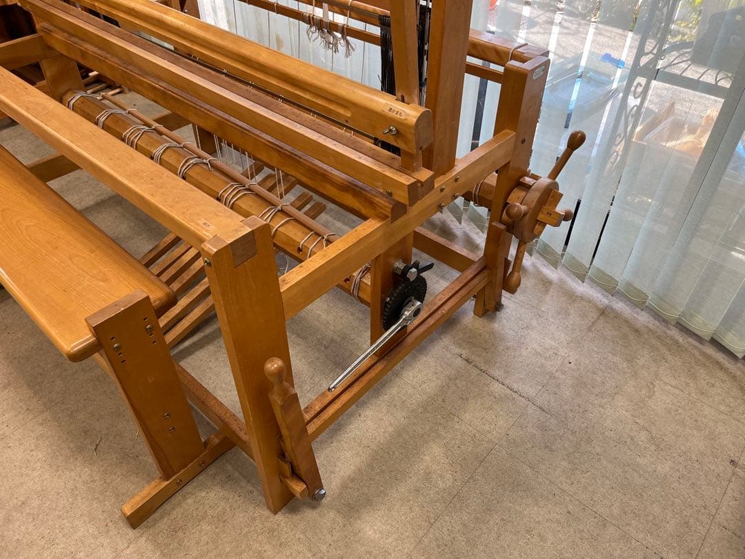 機織り機　東京手織機　 120㎝幅 筬３枚　整経台糸通し　手織り機