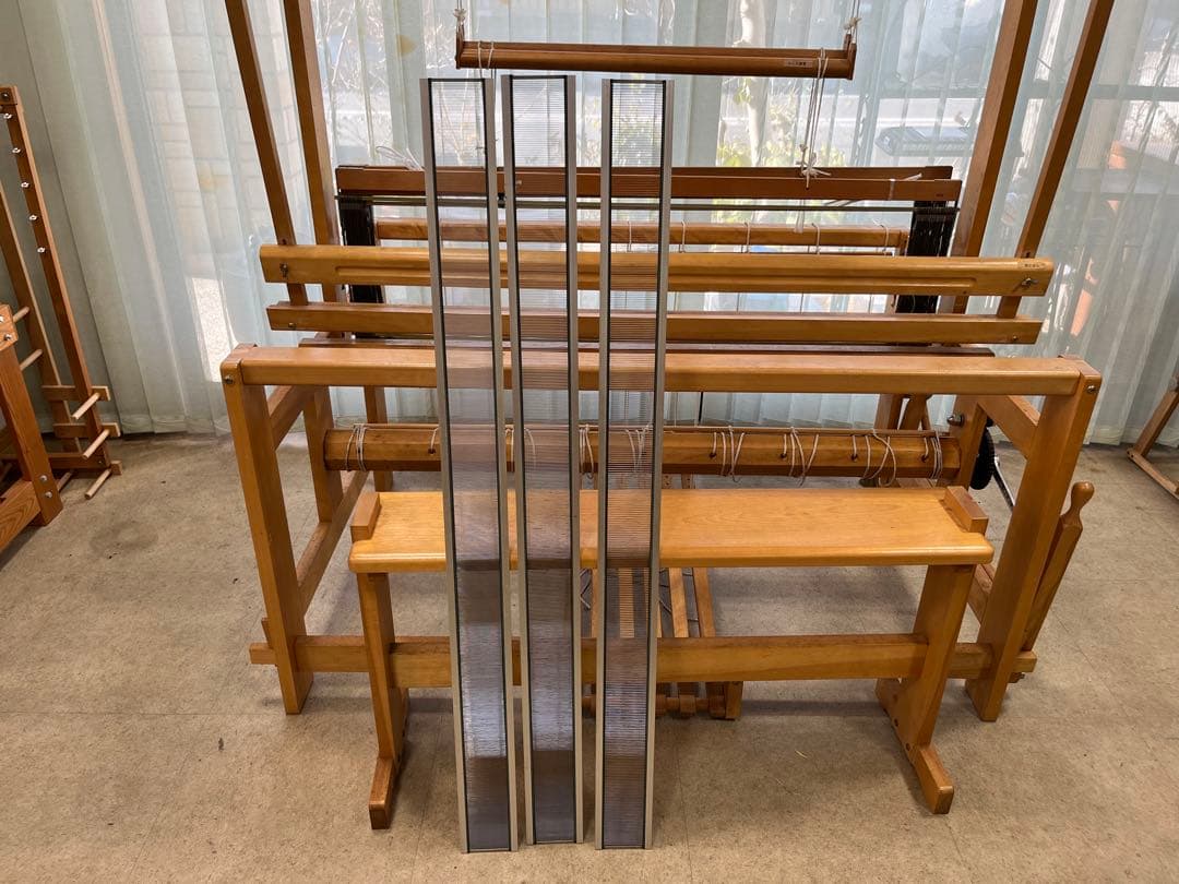 機織り機　東京手織機　 120㎝幅 筬３枚　整経台糸通し　手織り機