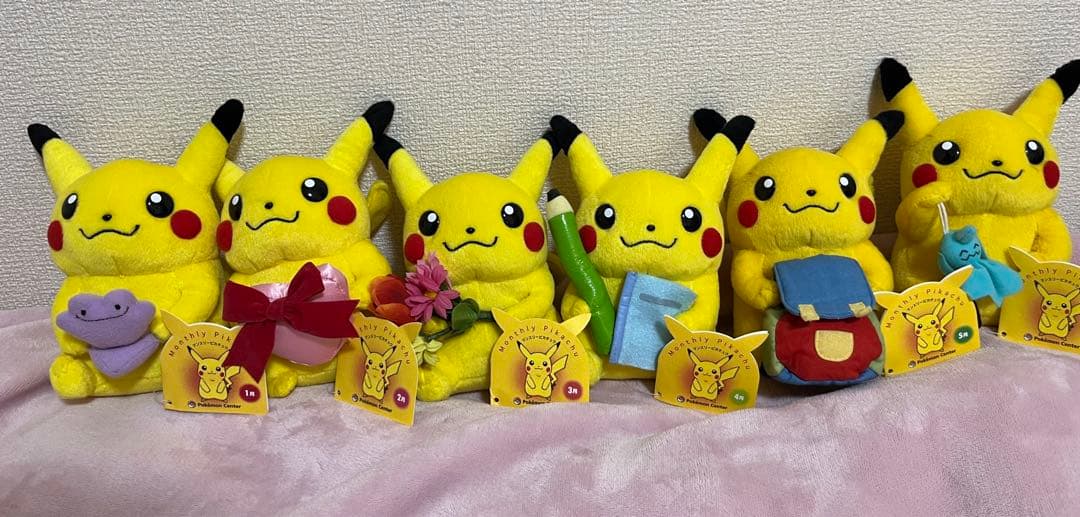 マンスリー　ピカチュウ 2003年　ポケモンセンター　セット　タグ付き