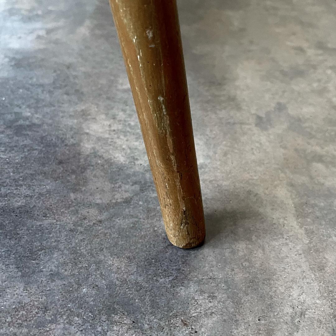 レトロ家具　昔懐かしい風合いのセンターテーブル ローテーブル 飾り台