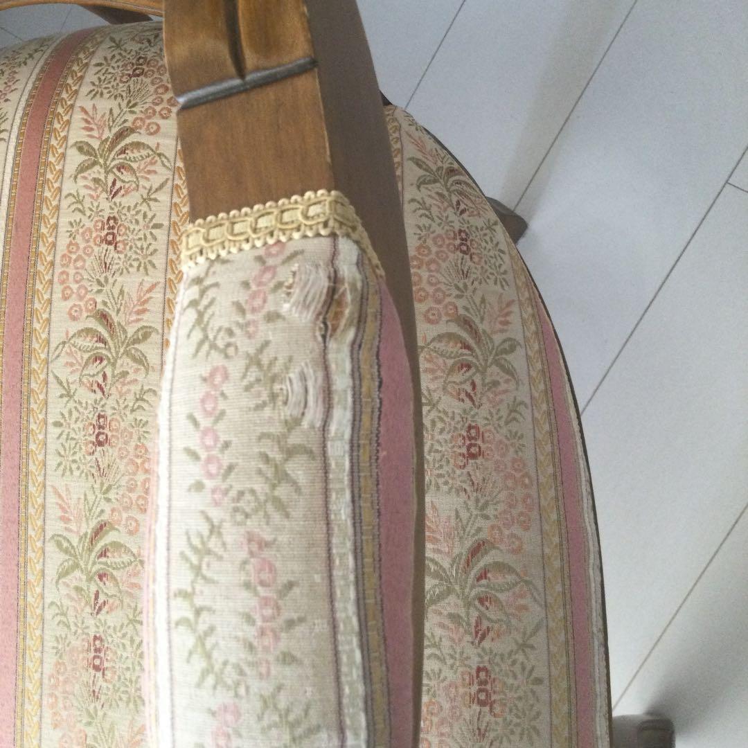 猫脚アームチェアー　　ロココ調肘掛けチェアー