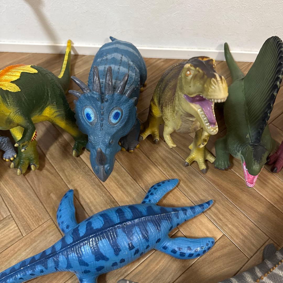 恐竜フィギュア 9体セット フェバリット
