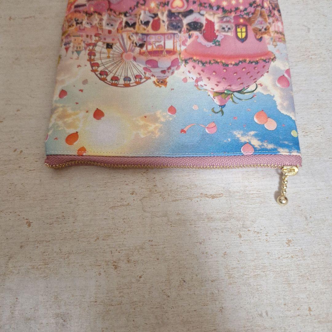 激レアねこパネル生地　ハンドメイド　フラットポーチ　ミニバック