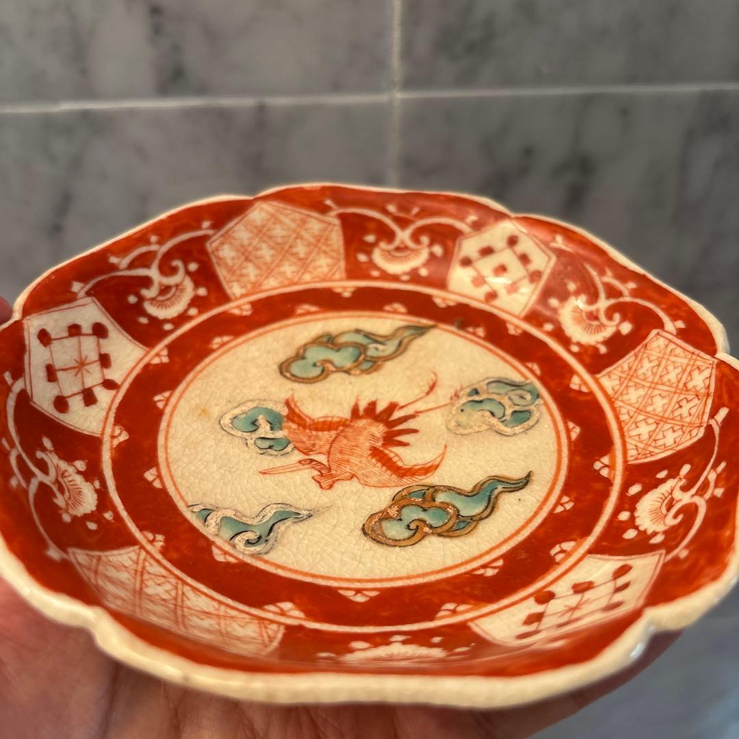 九谷焼アンティーク江戸後期 手描きの鶴や雲、幾何学模様が芸術的な