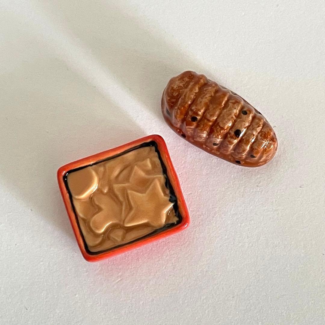 アルザスのお菓子　フェーブ　フェーブ　フランス　陶器　ミニチュア　フランス雑貨