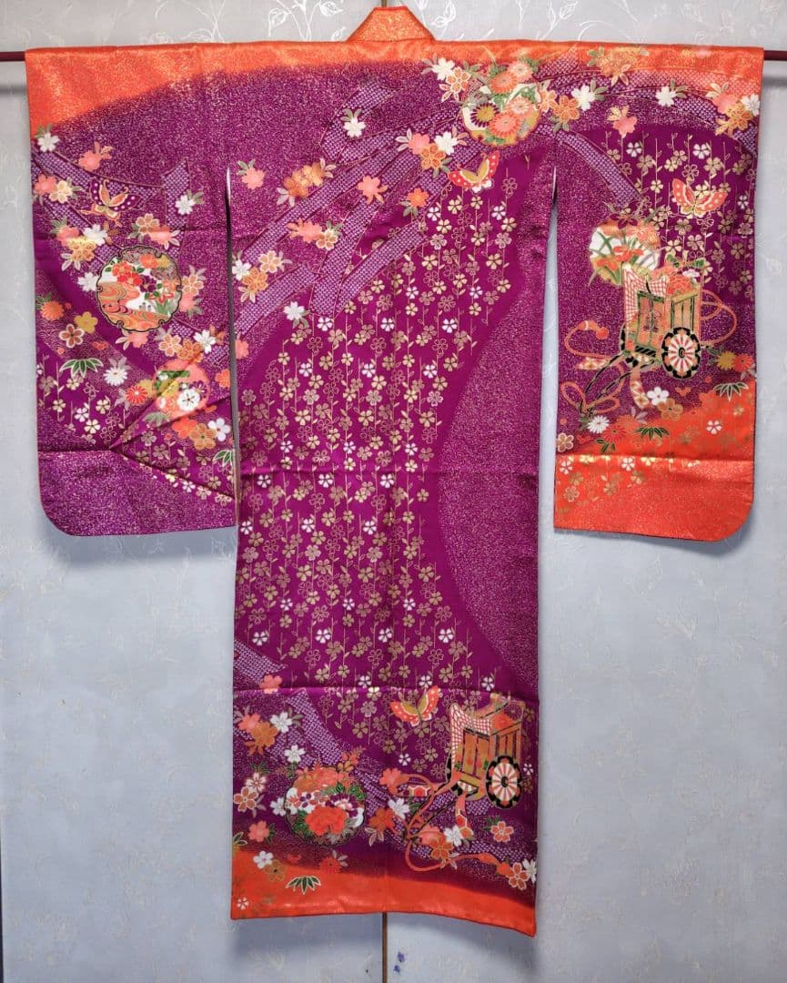 RK551子供着物7歳前後用着丈135センチ裄丈55センチ正絹めちゃくちゃ綺麗