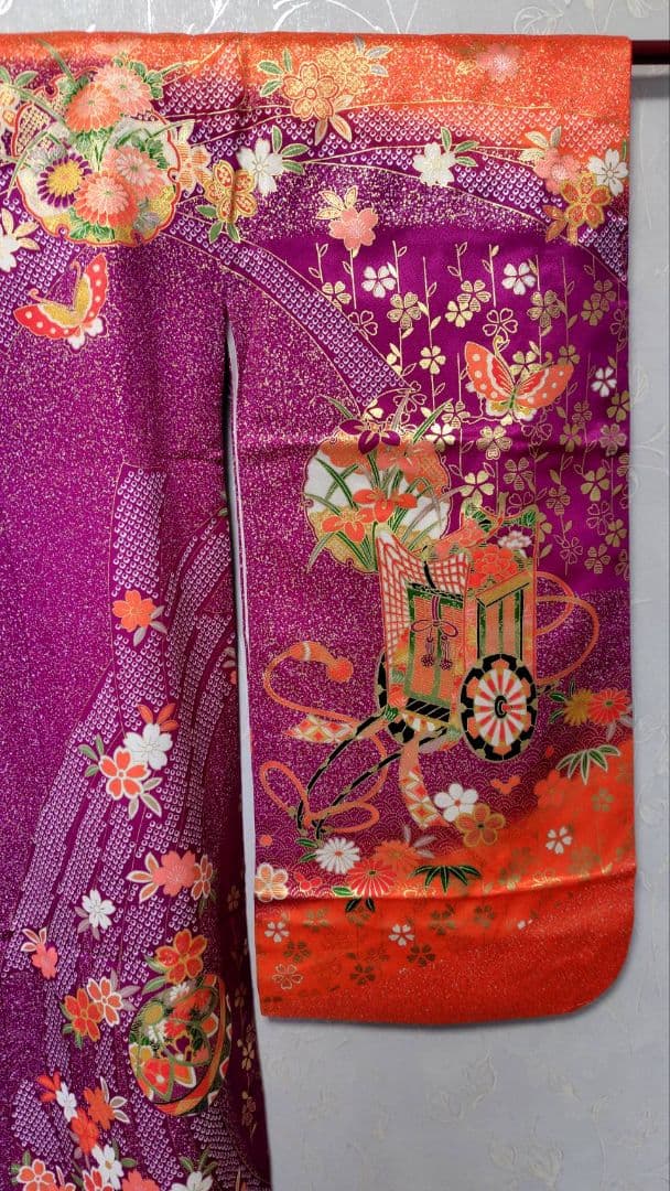 RK551子供着物7歳前後用着丈135センチ裄丈55センチ正絹めちゃくちゃ綺麗