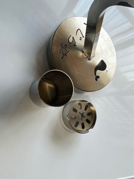 世界に1つ錆びないステンレス100%インテリア灰皿