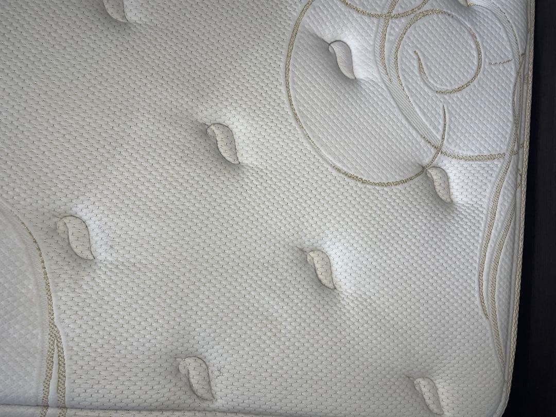 シモンズ マットレス ダブルサイズ