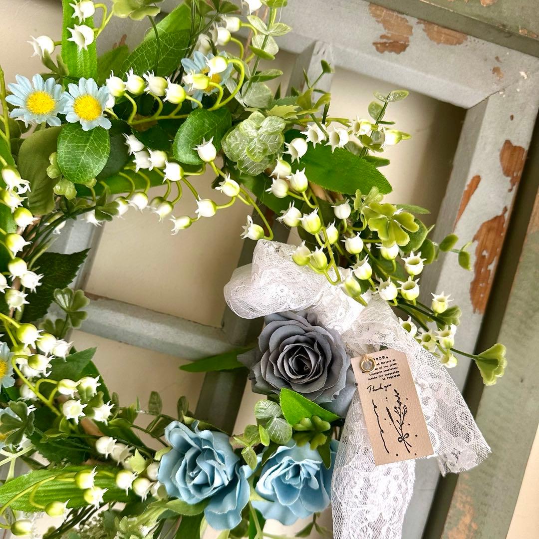 すずらんとブルーローズのフラワーリース　春夏