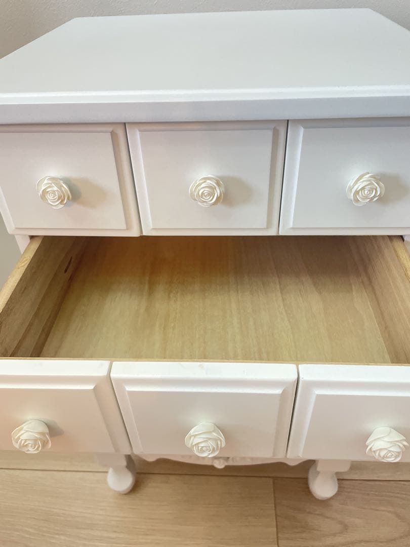 白家具★サイドテーブル★サイドチェスト★ナイトテーブル★薔薇飾り