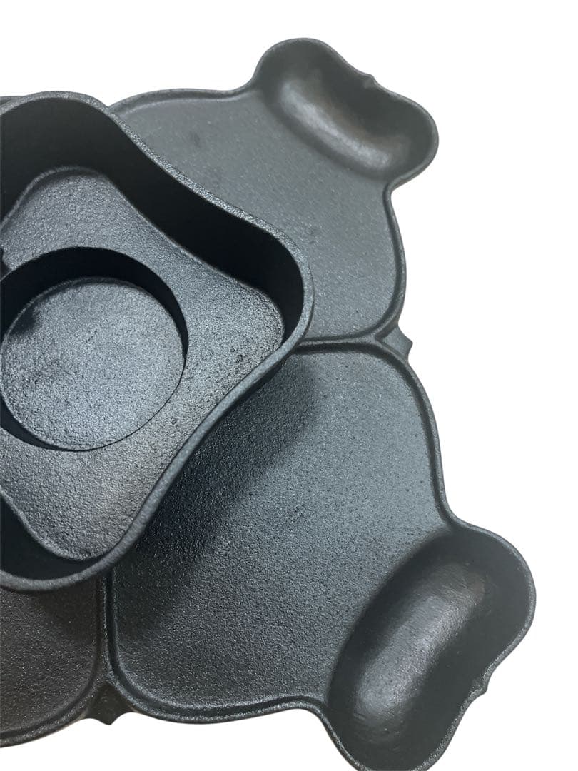 南部鉄器　義経鍋　四人用 キャンプ飯　鉄 焼肉　ジンギスカン