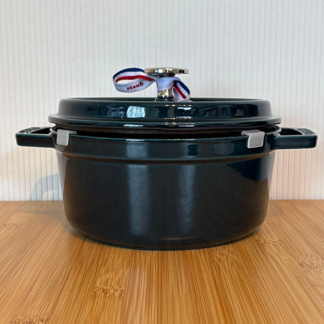 ストウブ ラ·メール 18cm ピコ·ココット ラウンド 新品未使用 STAUB