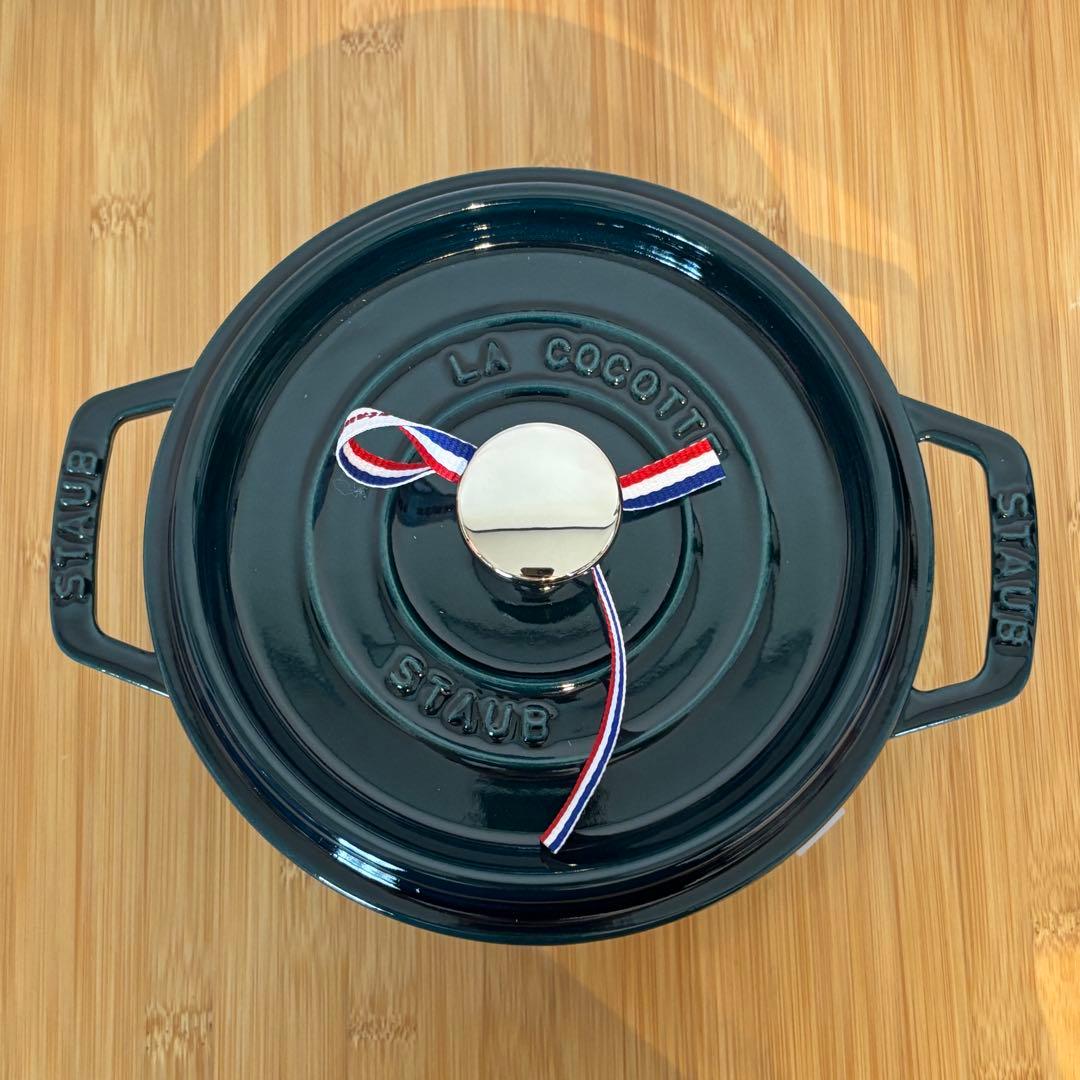 ストウブ ラ·メール 18cm ピコ·ココット ラウンド 新品未使用 STAUB