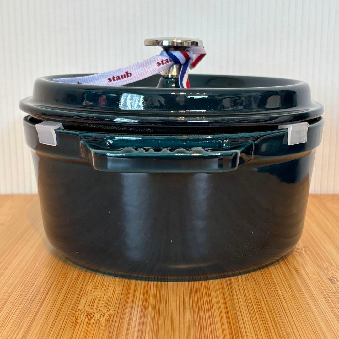 ストウブ ラ·メール 18cm ピコ·ココット ラウンド 新品未使用 STAUB