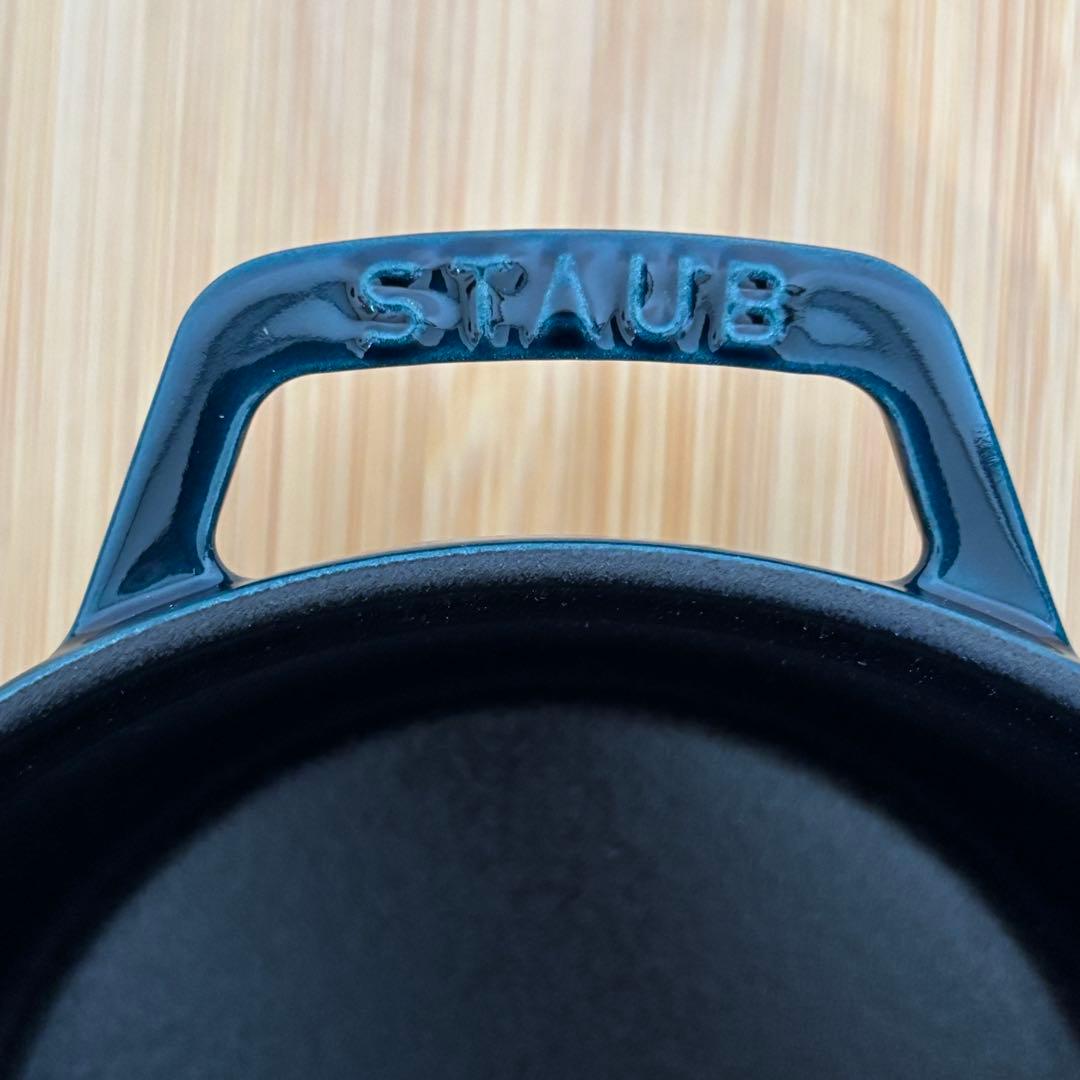 ストウブ ラ·メール 18cm ピコ·ココット ラウンド 新品未使用 STAUB