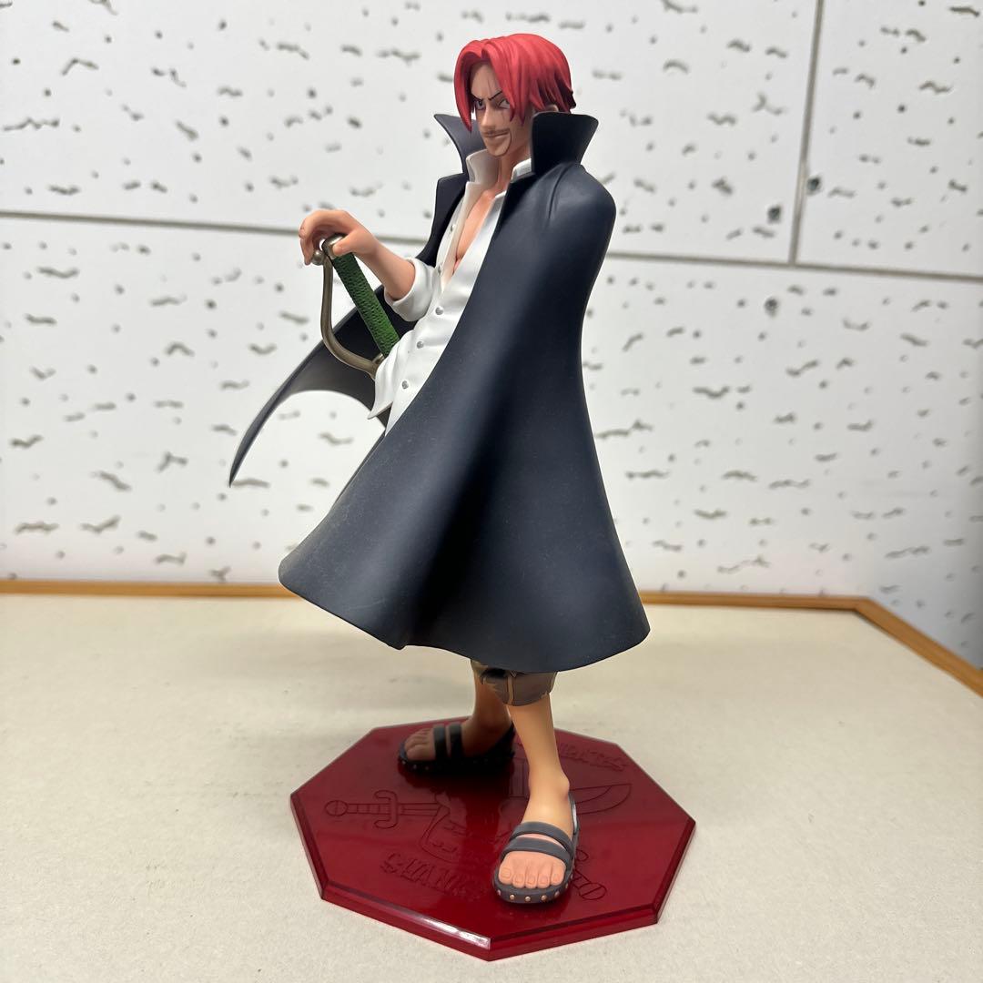 POPワンピース シャンクス フィギュア