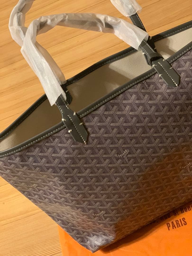 新品未使用 トートバッグ マザーズバッグ 大容量 ベージュ グレー 幾何学模様