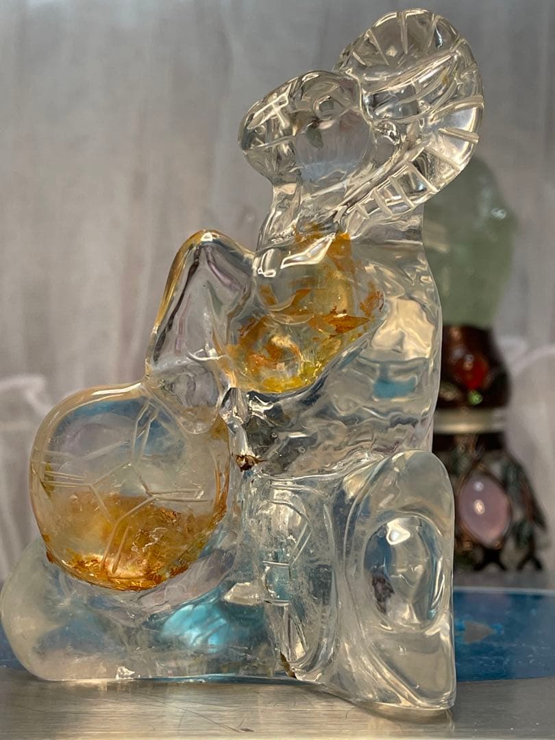 天然石　高品質　綺麗　高透明　 ファイアクォーツ　羊　虹入り 手彫り置物 原石