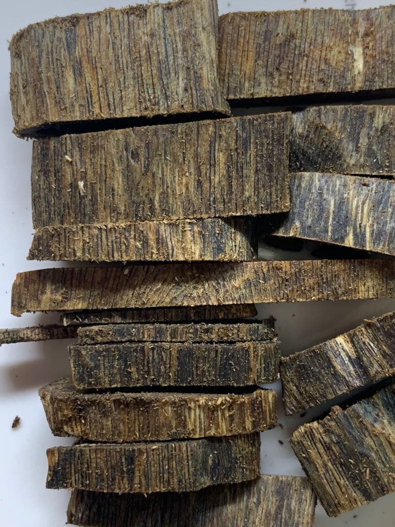 極上黒伽羅 沈香 香木 重さ:20.2g A-9