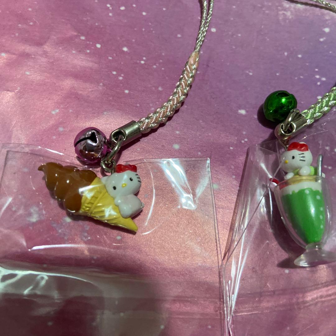 【最終値下げ】ハローキティ♡レトロ　根付け4種セット