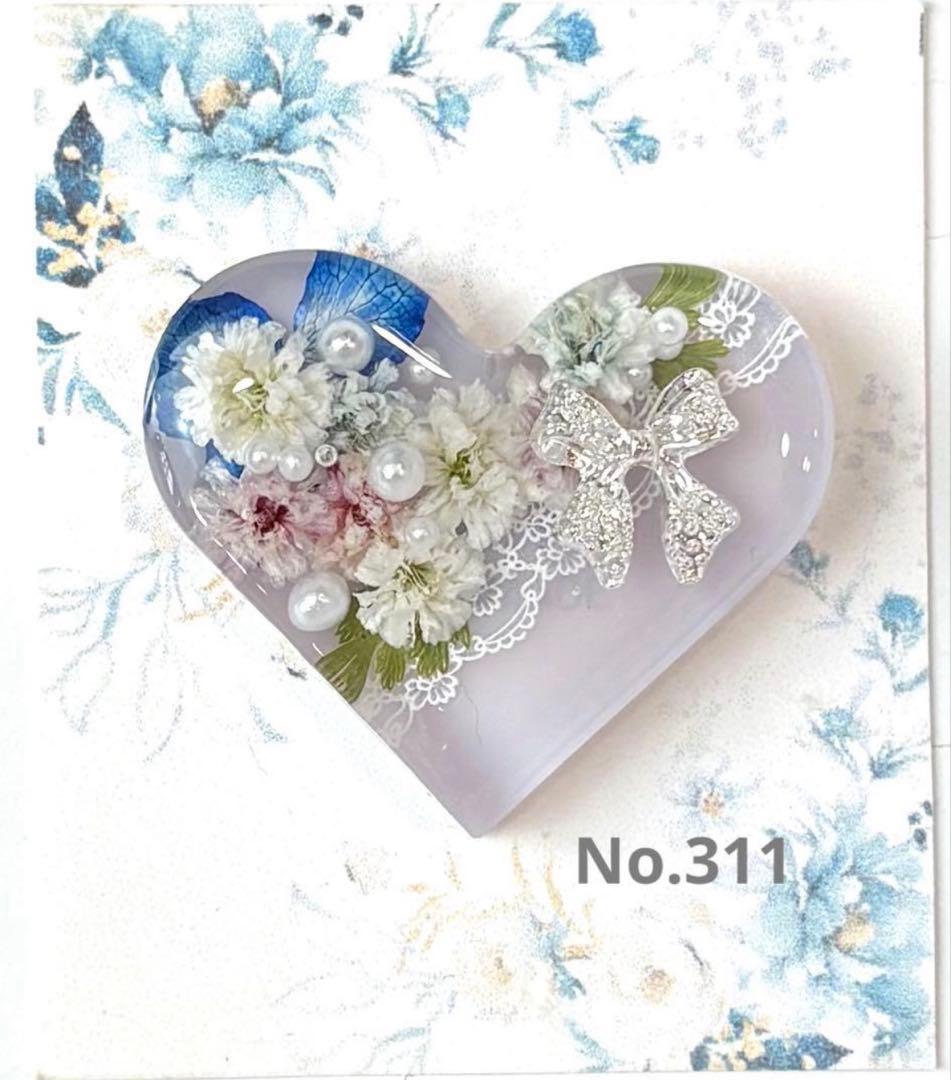 メグえもん様　レジンヘアゴム ドライフラワー