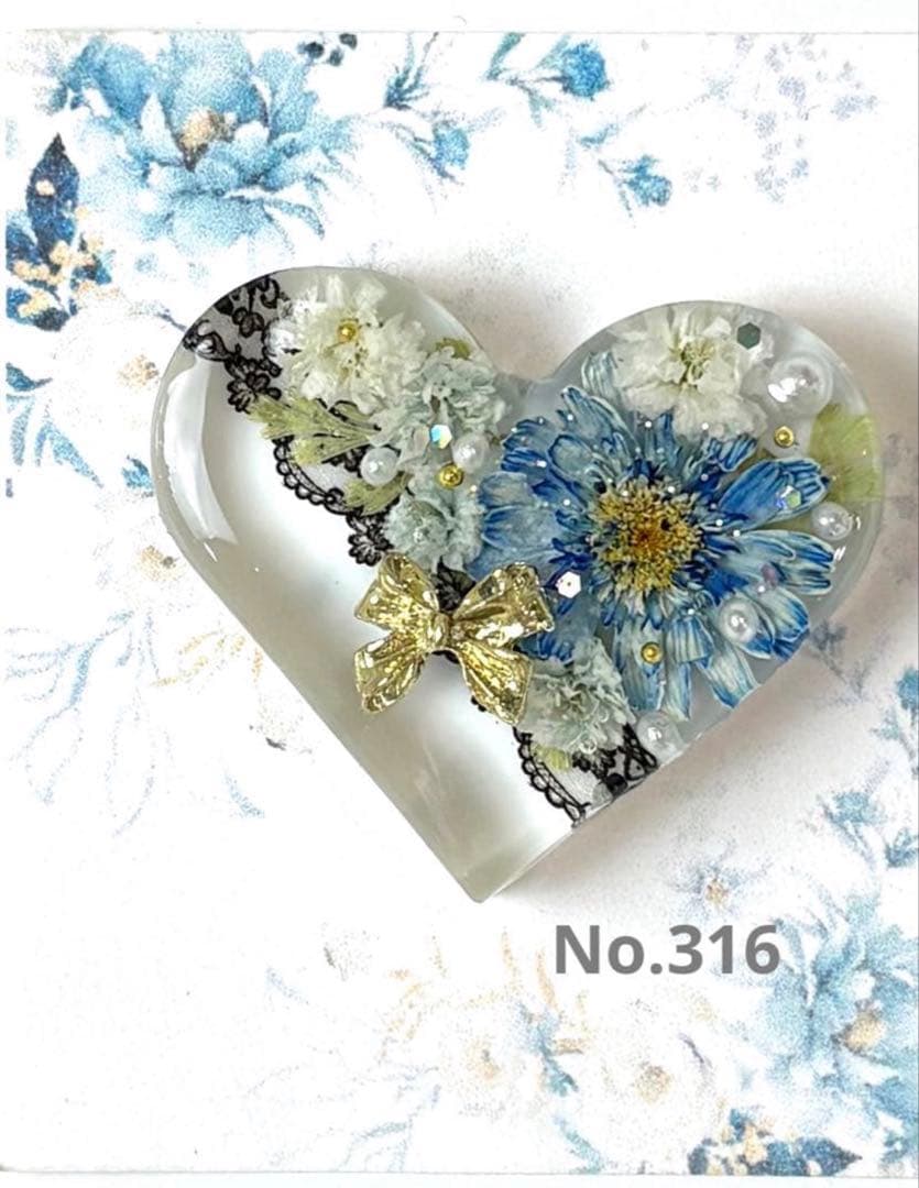 メグえもん様　レジンヘアゴム ドライフラワー