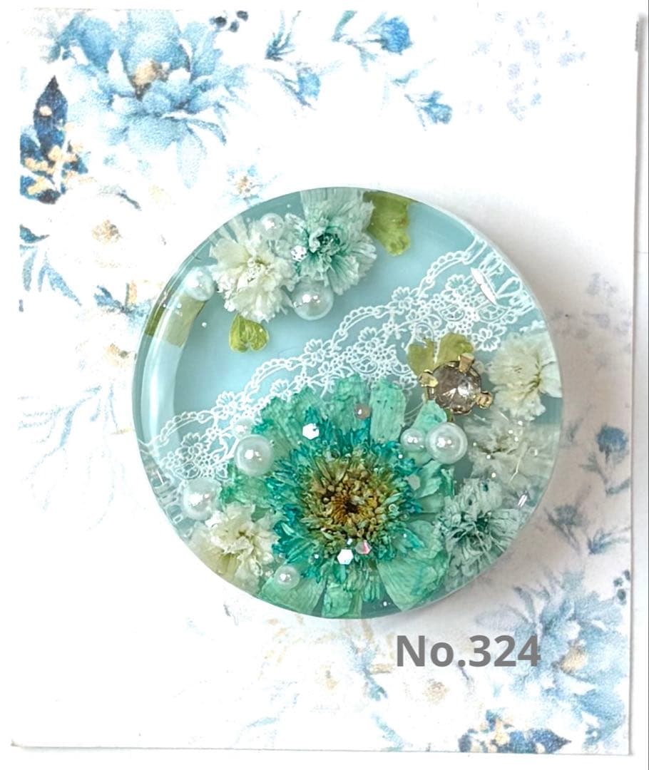 メグえもん様　レジンヘアゴム ドライフラワー