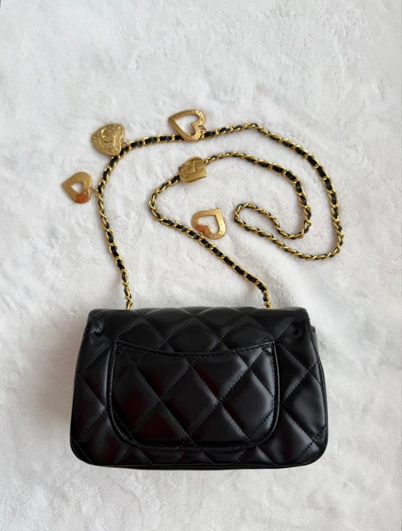 CHANEL ショルダーバッグ　ハート　チェーン　ノベルティ　週末価格❗️