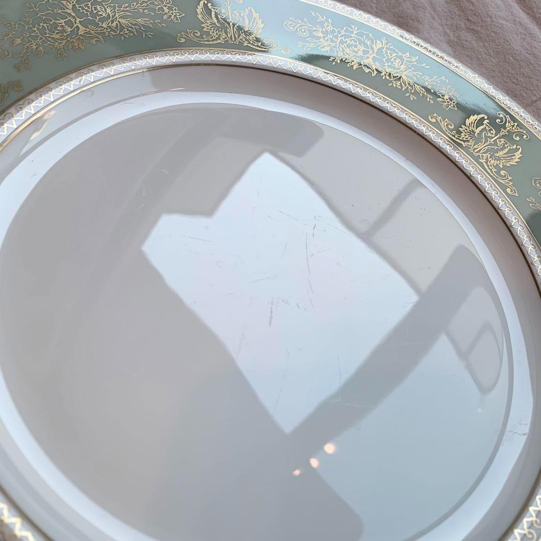 ウェジウッド　コロンビアセージグリーン　ディナープレート　黒壺　27.5cm