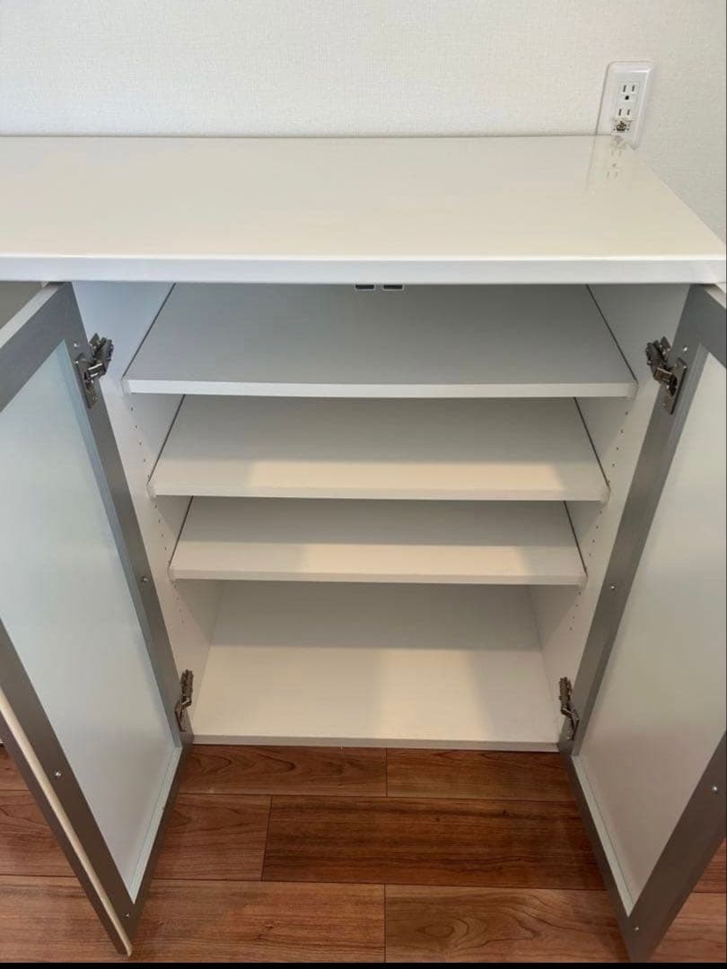 ホワイト キッチンカウンター 食器棚　キッチンボード