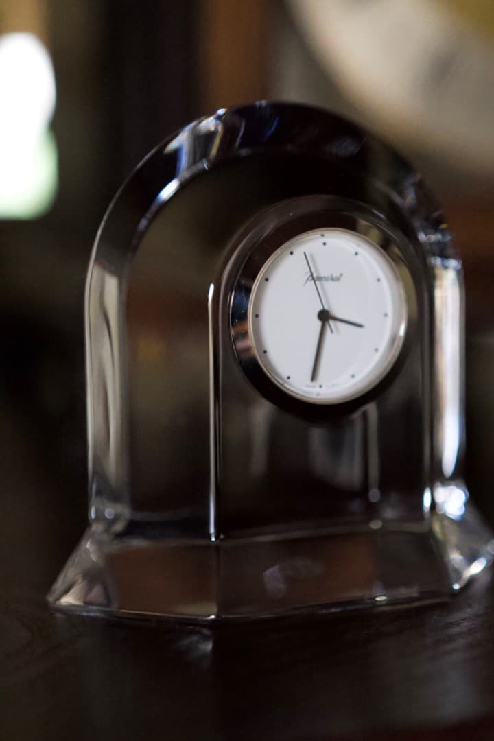 【美品】バカラ　クリスタル置時計