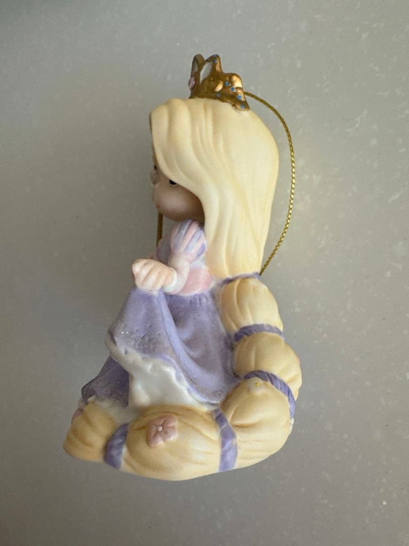 【サイン入り】プレシャスモーメント　ラプンツェル　ディズニー